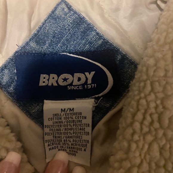 Beautiful Vintage Sherpa Jean Jacket - Picture 2 of 3